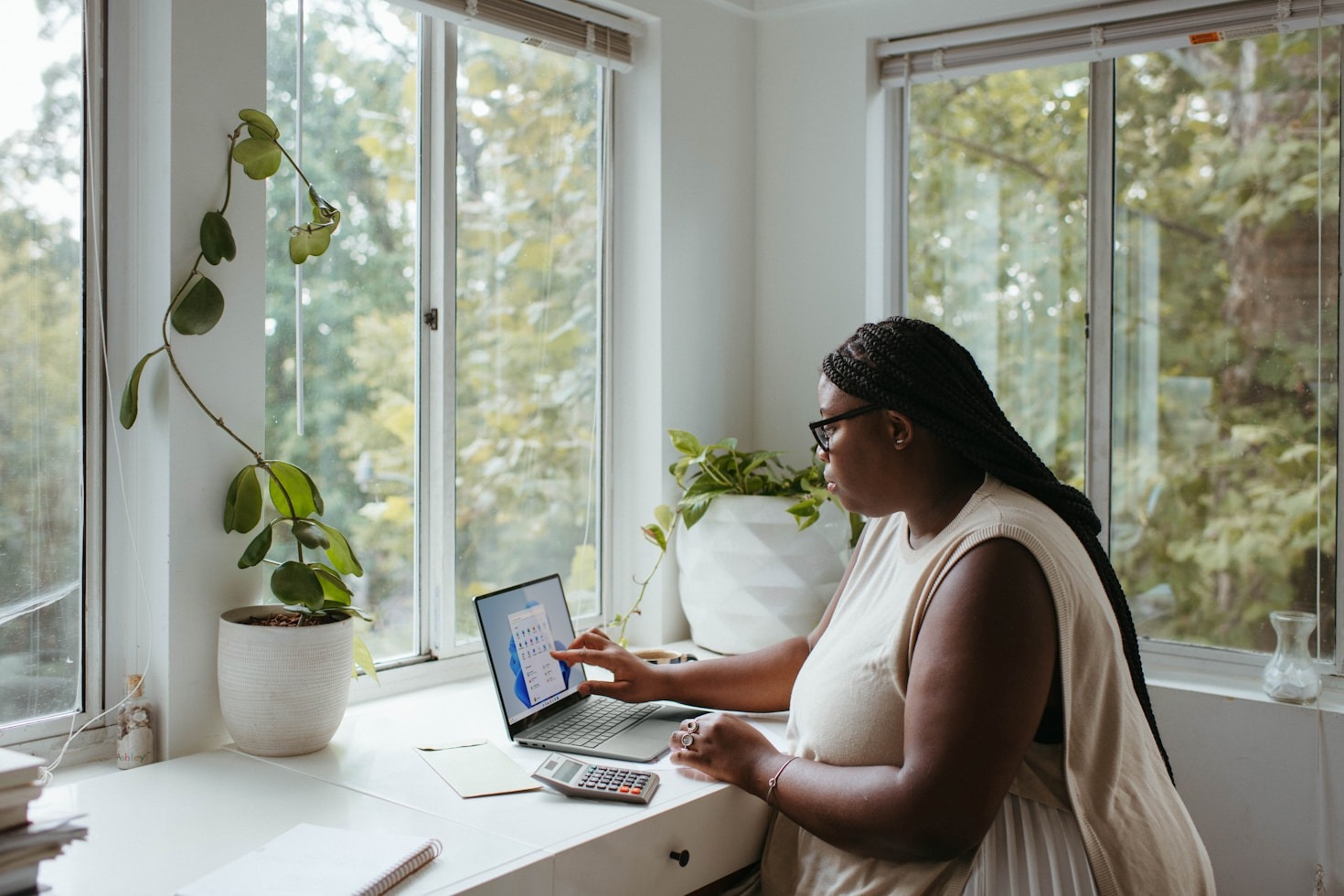 How to Choose the Right Freelance Writer